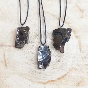 elit sungit medál 3-4g fa háttérrel